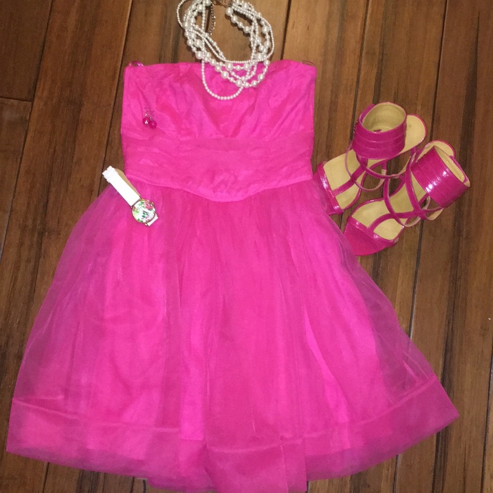 Banquet dress w heels & jewelry